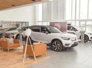 价值数百万英镑的汽车陈列室在梅登黑德重新开放